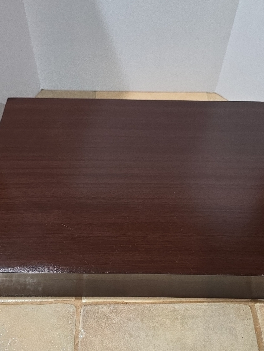Silverware Storage Box with Tarnish Resistant Interior Lining -Service for 10 - Picture 6 of 7
